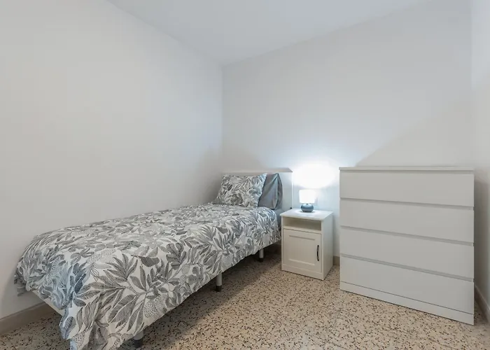 Edificio El Baifo Loco - Constantin * גראן טאראחל